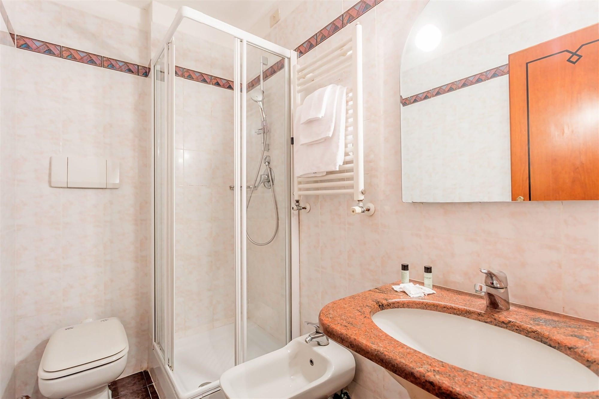 Hotel Raeli Luce Roma